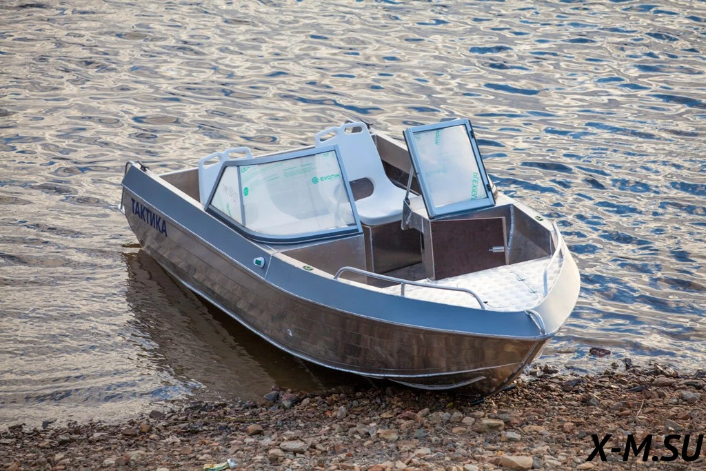 Алюминиевая моторная лодка Тактика-430 DC Алюминиевая моторная лодка Тактика-430 DC